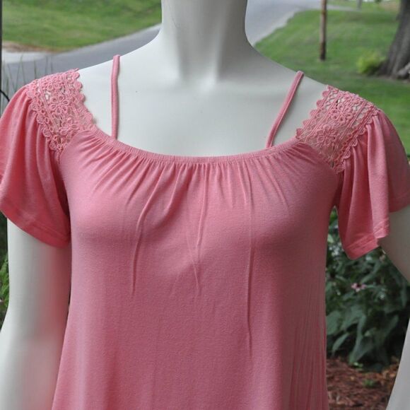 2/$10 Maybe Wang Size Small Pink Spaghetti Strap Top BUNDLE ONLY - Picture 2 of 4